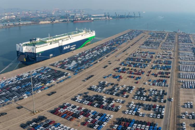 習(xí)主席新年賀詞再次提及新能源汽車(chē)，傳遞什么信息？